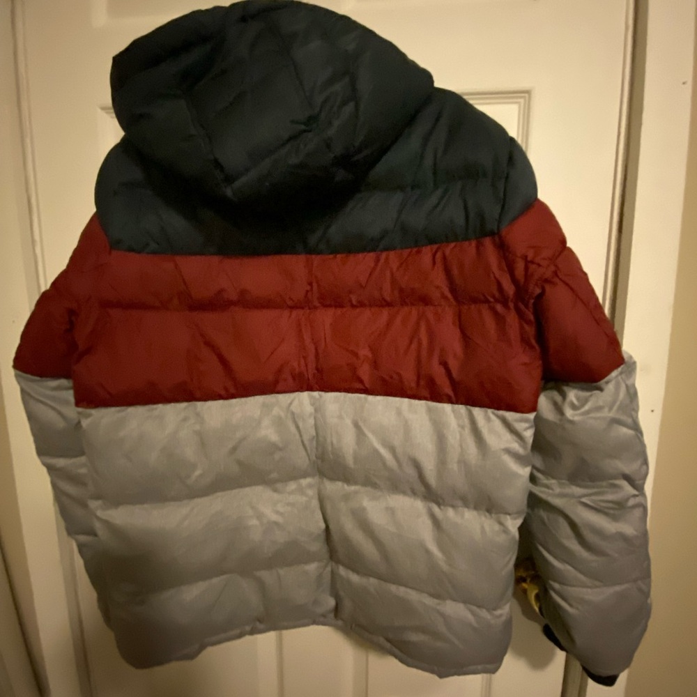 Colorblock Puffer Jacket - Picture 3 of 3